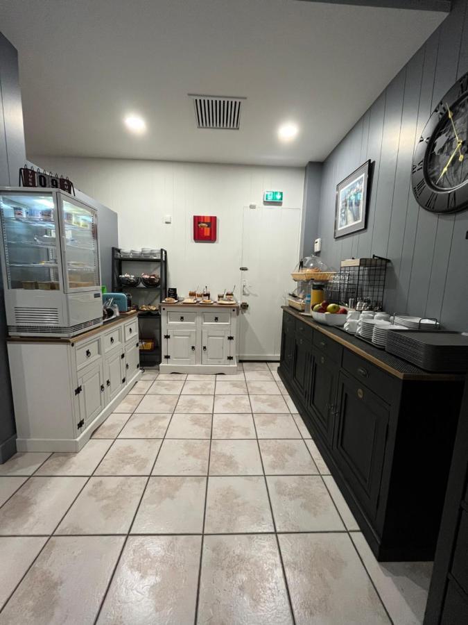 Hotel Agena 브레스트 외부 사진