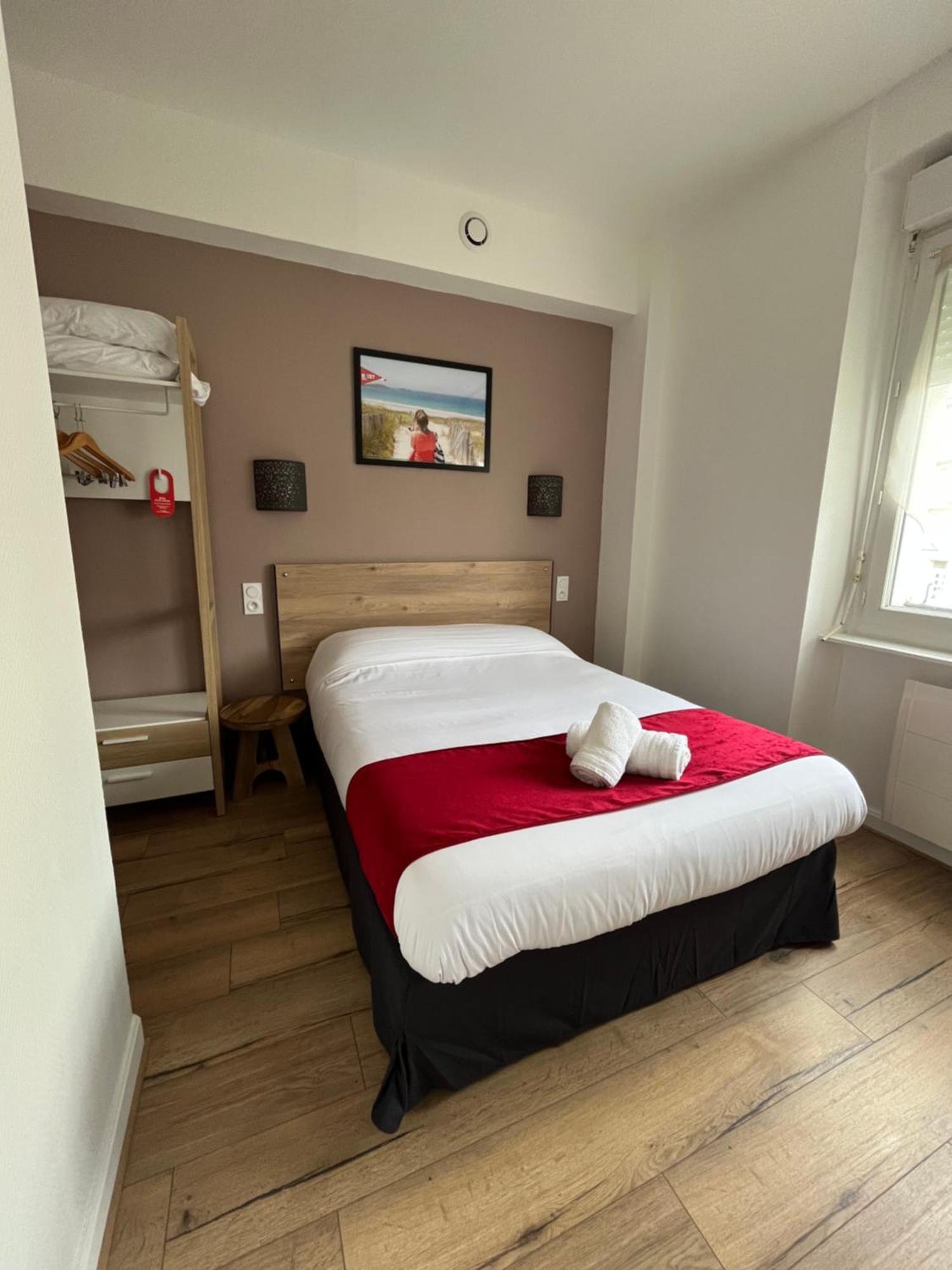 Hotel Agena 브레스트 외부 사진