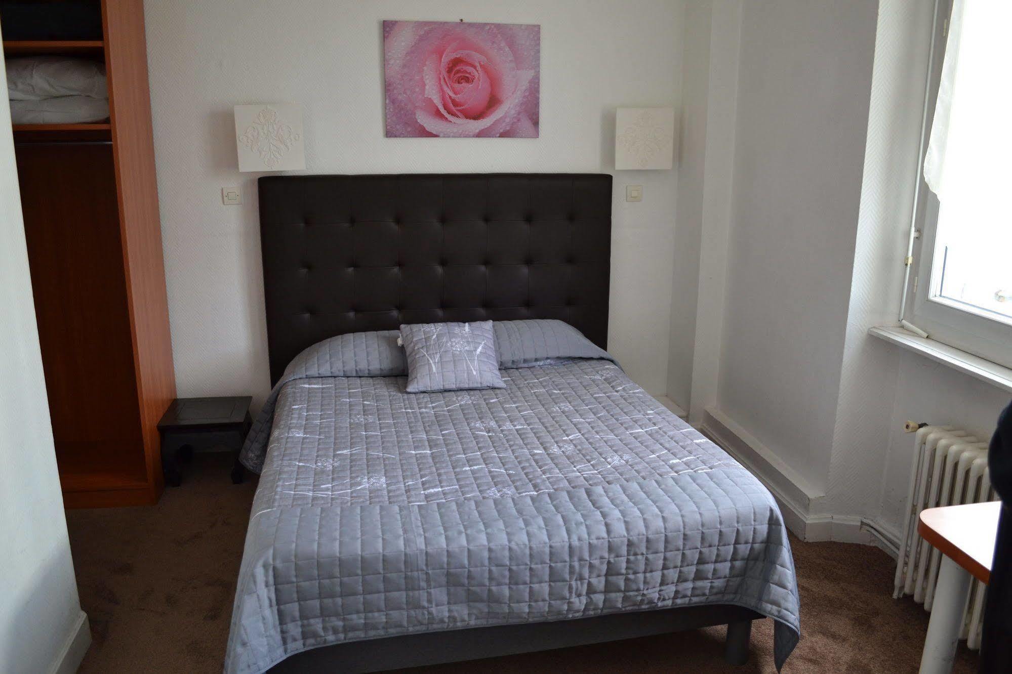 Hotel Agena 브레스트 외부 사진